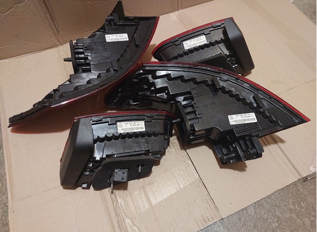 3G8945307B VAG Фонарь задний левый внутренний купить в Черновцы