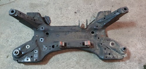 54400eq500 подрамник передний