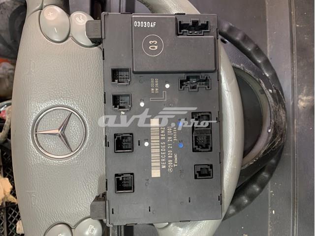 Задний левый стоп 2098202126 MERCEDES