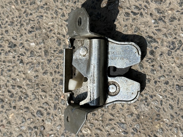 Замок пятой двери A1687400236 MERCEDES