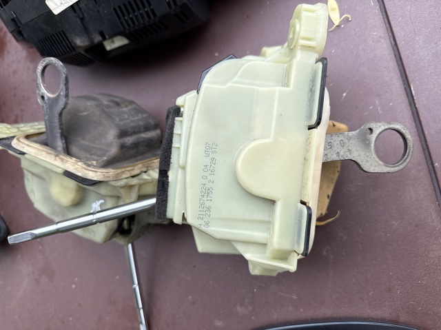 Механизм переключения передач A2112674224 MERCEDES