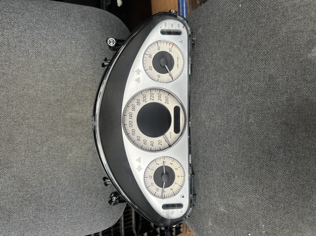 Приборная доска A2115405747 MERCEDES