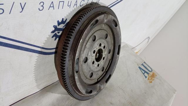 VAG 03G105317D Маховик двигателя в наличии Киев