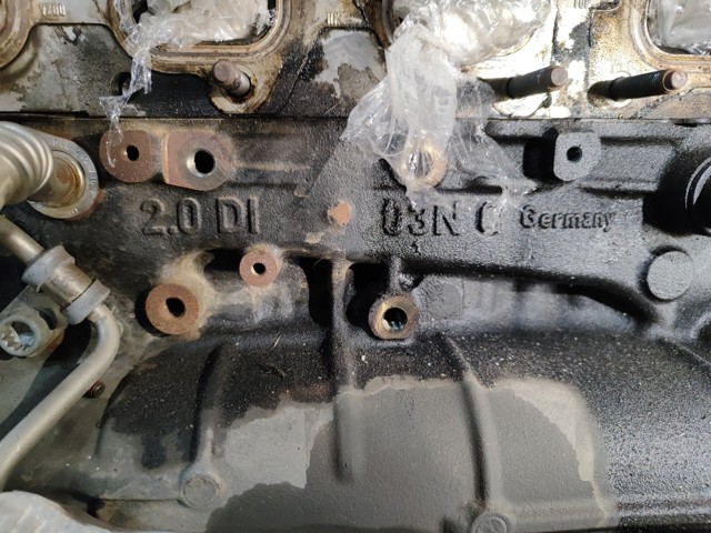 04L100037A VAG Двигатель купить в Харьков
