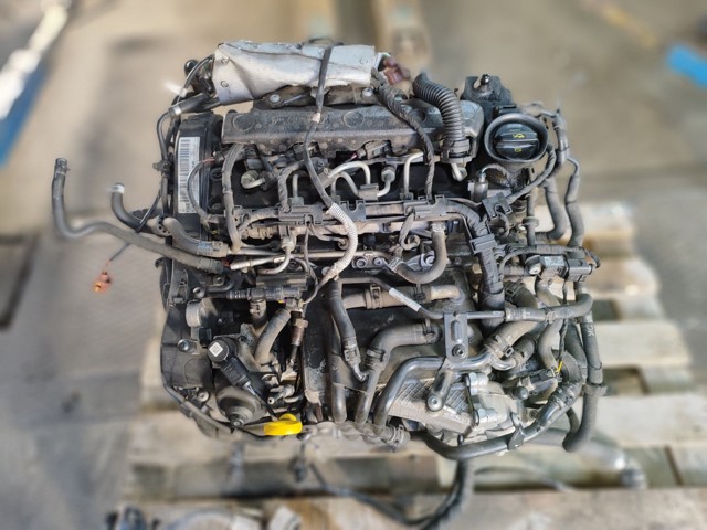VAG 04L100037A Двигатель в сборе в наличии Полтава