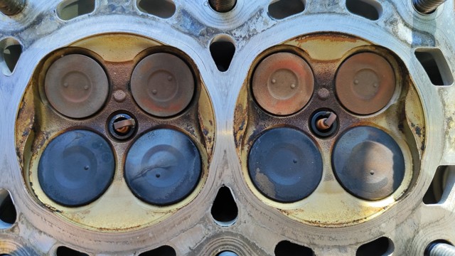 TOYOTA 1110149465 Головка блока цилиндров (ГБЦ) в наличии Днепр