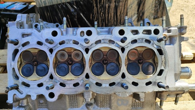 1110149465 TOYOTA Головка блока цилиндров (ГБЦ) купить в Тернополь