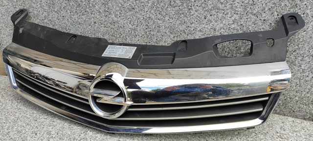 13225775 OPEL Решетка радиатора купить в Чернигов
