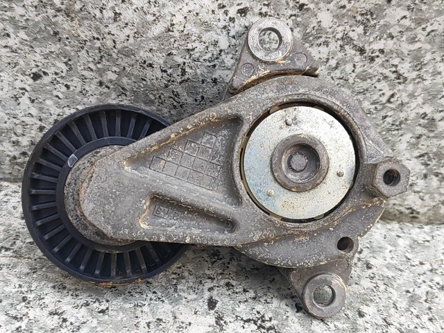 Натяжная планка поликлинового ремня 1662047030 TOYOTA