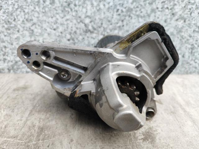 233004979R NISSAN Стартер купить в Львов