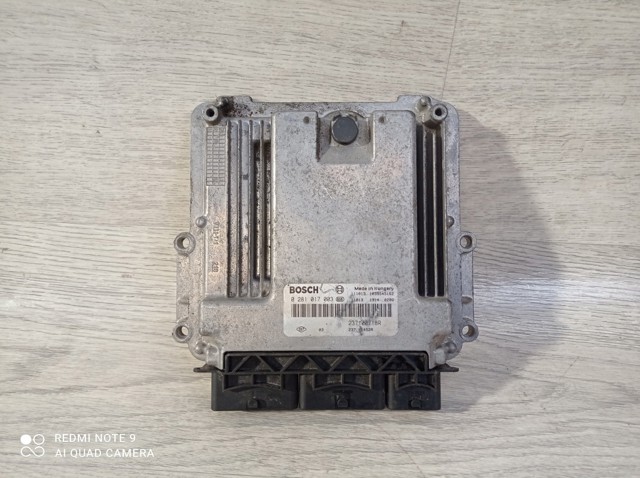 Компьютер двигателя 237100718R RENAULT