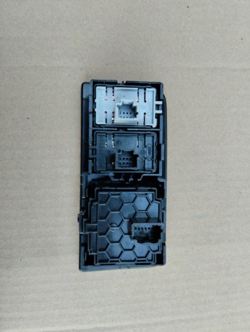 251900567R RENAULT Кнопка (регулятор) корректора фар купить в Николаев