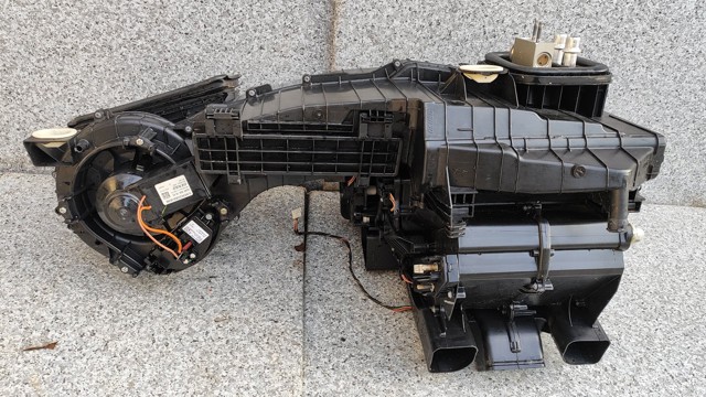 NISSAN 272355DF0B в наличии Запорожье