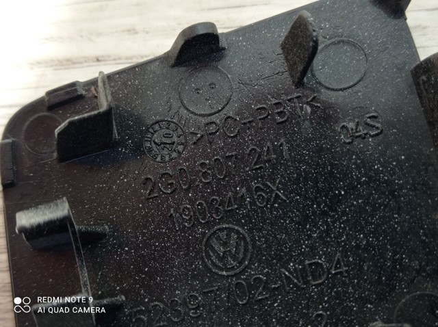 2G0807241 VAG Заглушка бампера буксировочного крюка передняя правая купить в Одесса