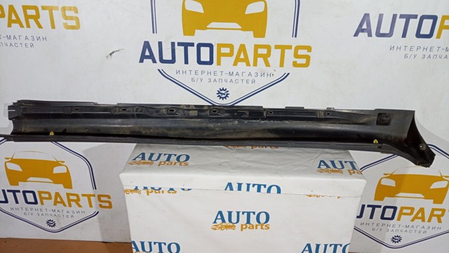 VOLVO 30653722 Накладка (молдинг) порога наружная левая в наличии Львов