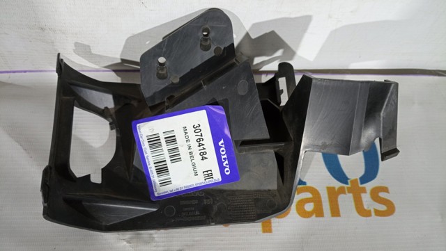 VOLVO 30764184 Кронштейн бампера переднего правый в наличии Кривой Рог