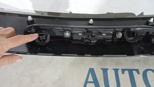31301301 VOLVO Накладка крышки багажника купить в Николаев