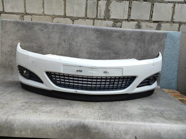 Бампер задний 374339703 OPEL