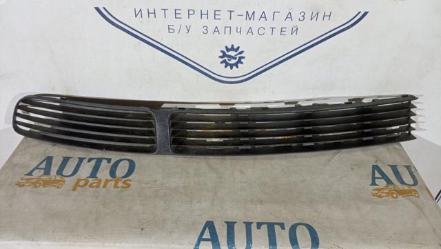 Решетка бампера переднего левая 3B0853677A VAG