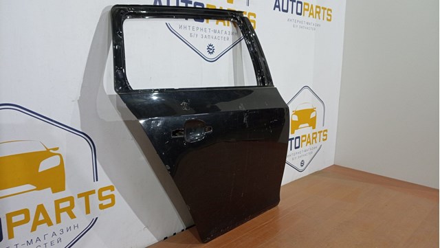 3C9833056D Дверь задняя правая купить Кривой Рог