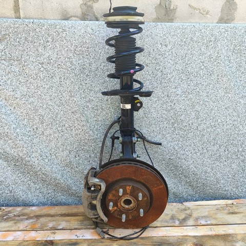 Кулак поворотный передний левый 400151KK0A NISSAN