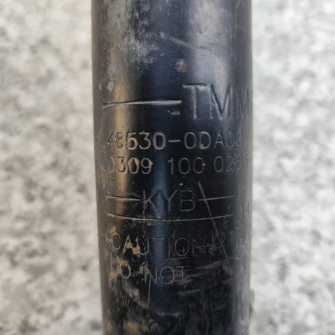 485300DA00 TOYOTA Амортизатор задний правый купить в Днепр