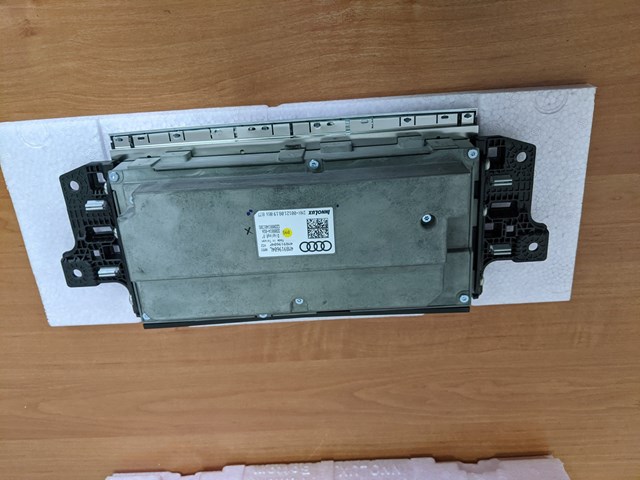 4M8919604L VAG Дисплей многофункциональный купить в Чернигов