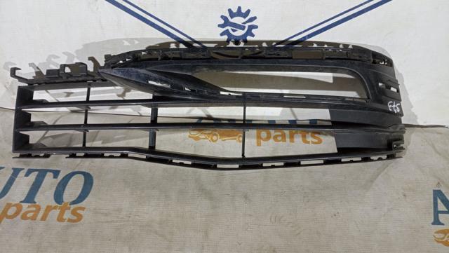 Решетка бампера переднего левая 51117385277 BMW