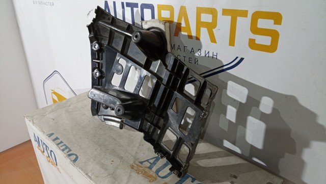 BMW 51122991780 Кронштейн бампера заднего правый в наличии Днепр