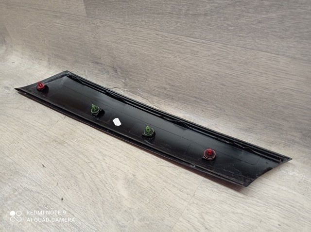 BMW 51137272583 Накладка стойки кузова внешняя передняя левая в наличии Николаев