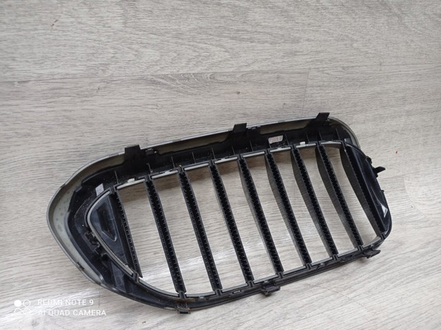 BMW 51137390865 Решетка радиатора левая в наличии Ровно