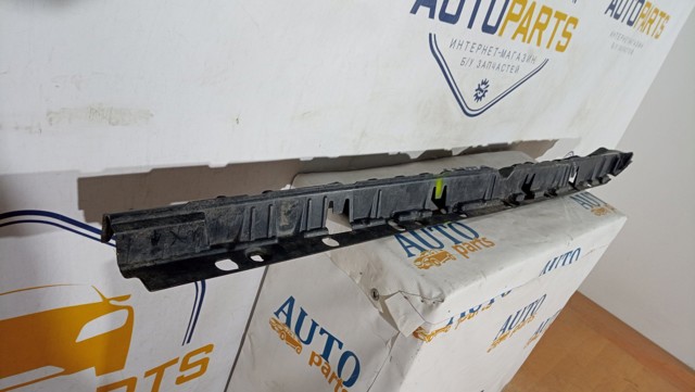 BMW 51777184422 Крепление порога в наличии Житомир