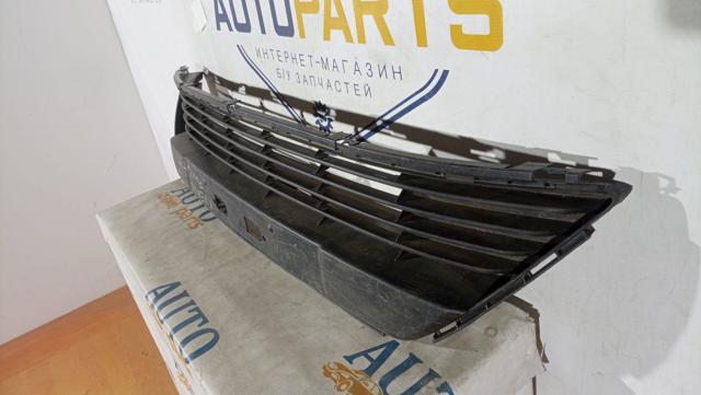 TOYOTA 5311205090 Решетка бампера переднего в наличии Николаев