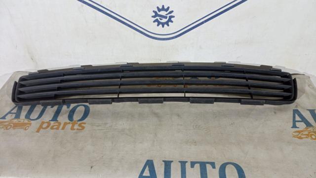531120D160 TOYOTA Решетка бампера купить в Житомир