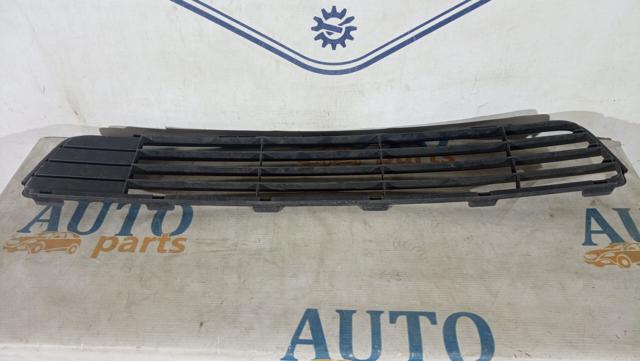 TOYOTA 531120D160 Решетка бампера в наличии Павлоград