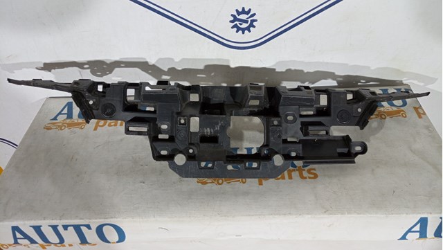 TOYOTA 5311402530 Решетка радиатора в наличии Львов