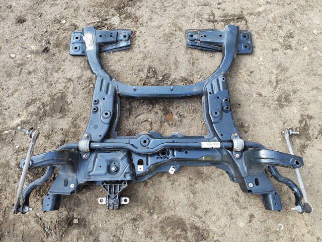 Подрамник передней подвески 544015DA0A NISSAN