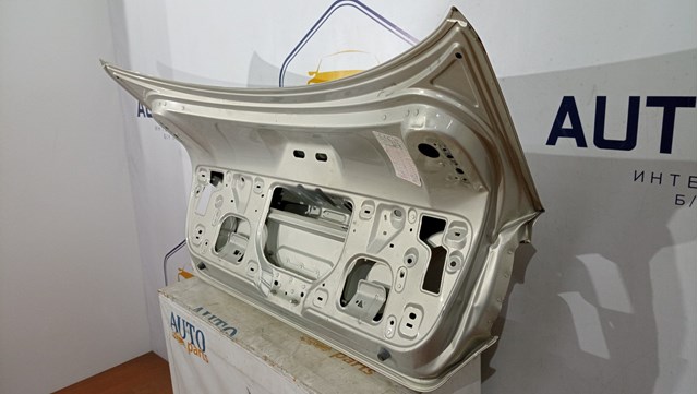 5C6827025E VAG Крышка багажника купить в Львов