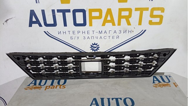 Облицовка радиатора 5F0853667 VAG