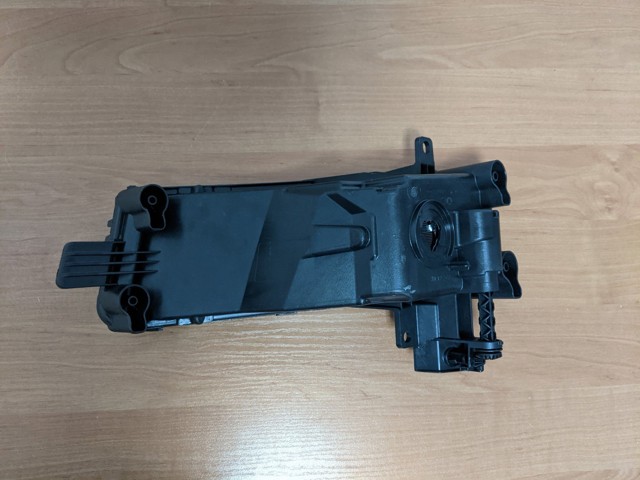 5TA941662A VAG Фара противотуманная правая купить в Ирпень