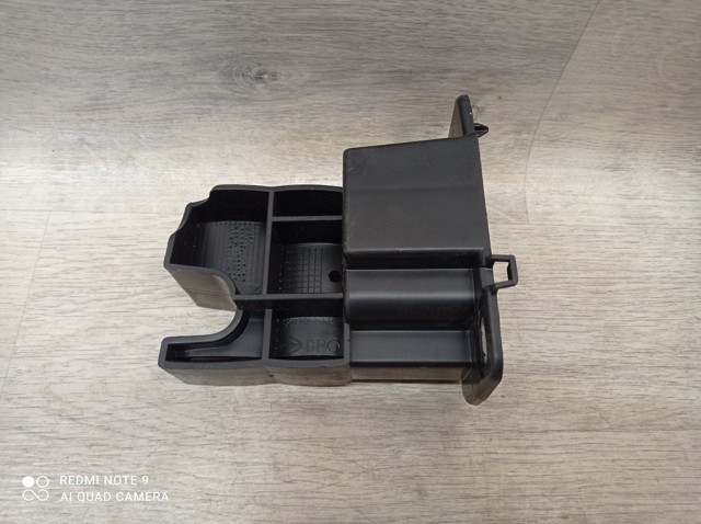 Кронштейн усилителя переднего бампера 620923103R RENAULT