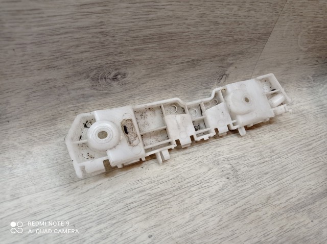 622232031R RENAULT Кронштейн бампера переднего левый купить в Тернополь