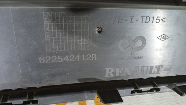 622542412R RENAULT Решетка бампера переднего центральная купить в Харьков