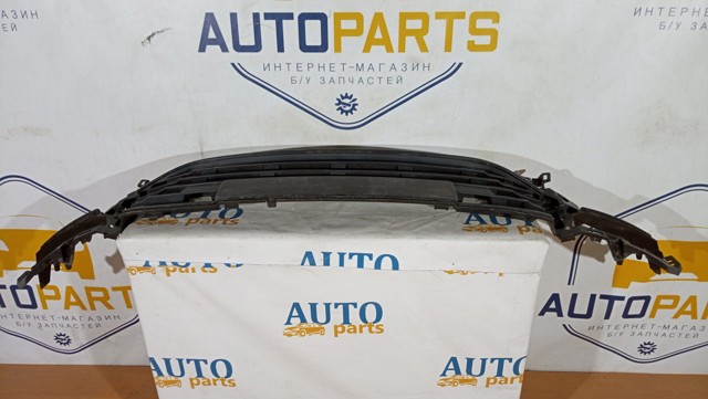 622542412R RENAULT Решетка бампера переднего центральная купить в Сумы