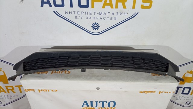 RENAULT 622544275R Решетка бампера переднего центральная в наличии Винница