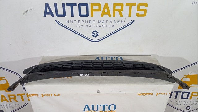 622544275R RENAULT Решетка бампера переднего центральная купить в Полтава