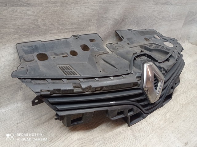 622562397R RENAULT Решетка радиатора купить в Полтава