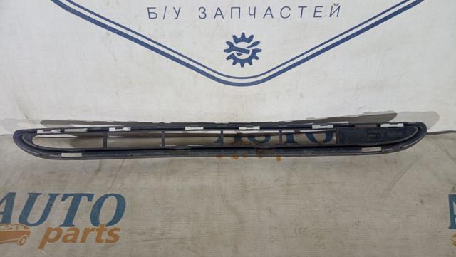 RENAULT 622565519R Решетка радиатора в наличии Ровно