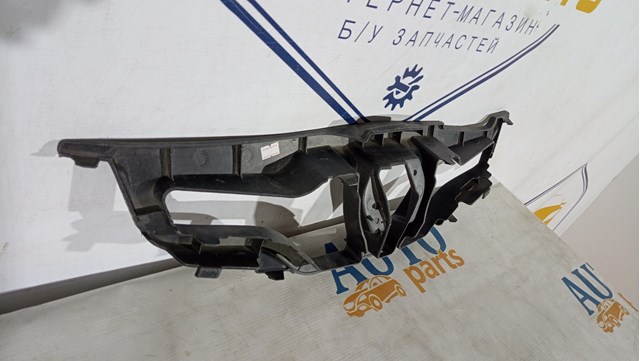 628101467R RENAULT Кронштейн решетки радиатора купить в Харьков