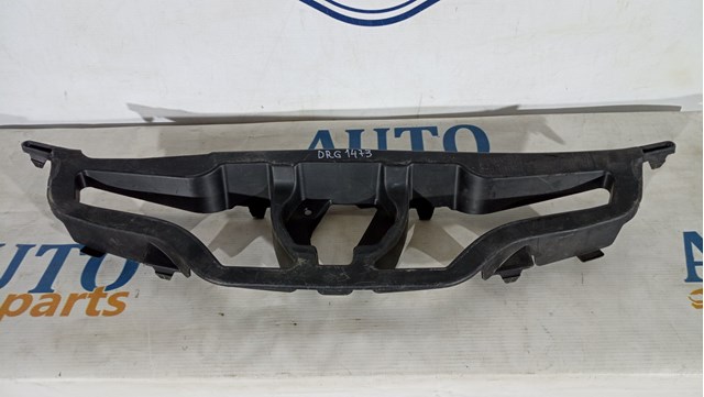 628101467R RENAULT Кронштейн решетки радиатора купить в Чернигов